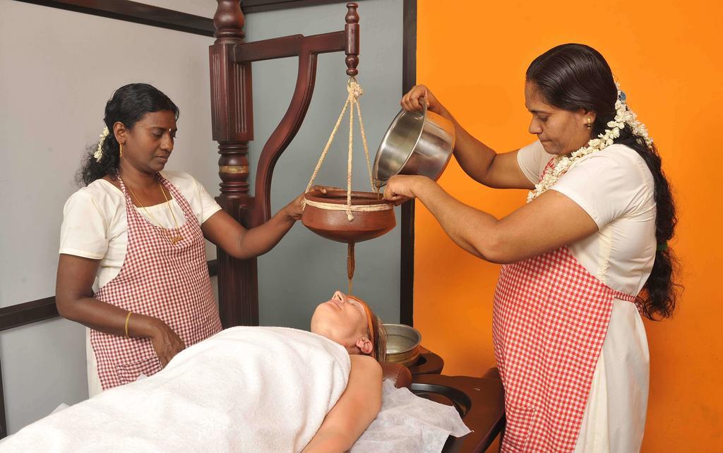 Hotel Ananda Lakshmi Ayurveda Retreat Chowara Esterno foto