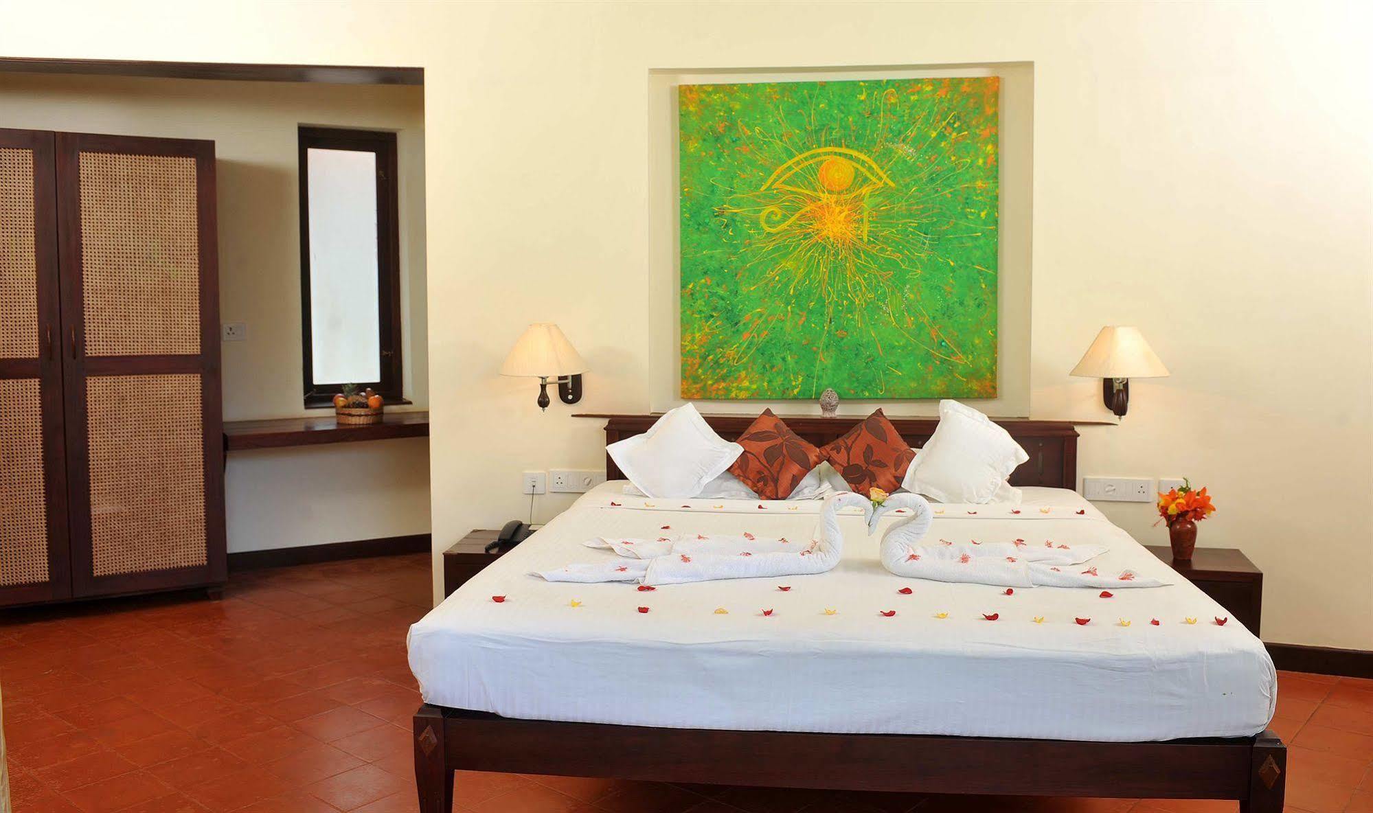 Hotel Ananda Lakshmi Ayurveda Retreat Chowara Esterno foto